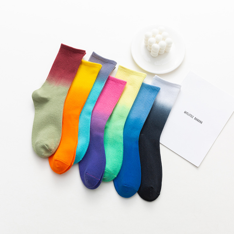 Gradient Sports Casual Fashion Cotton Socks